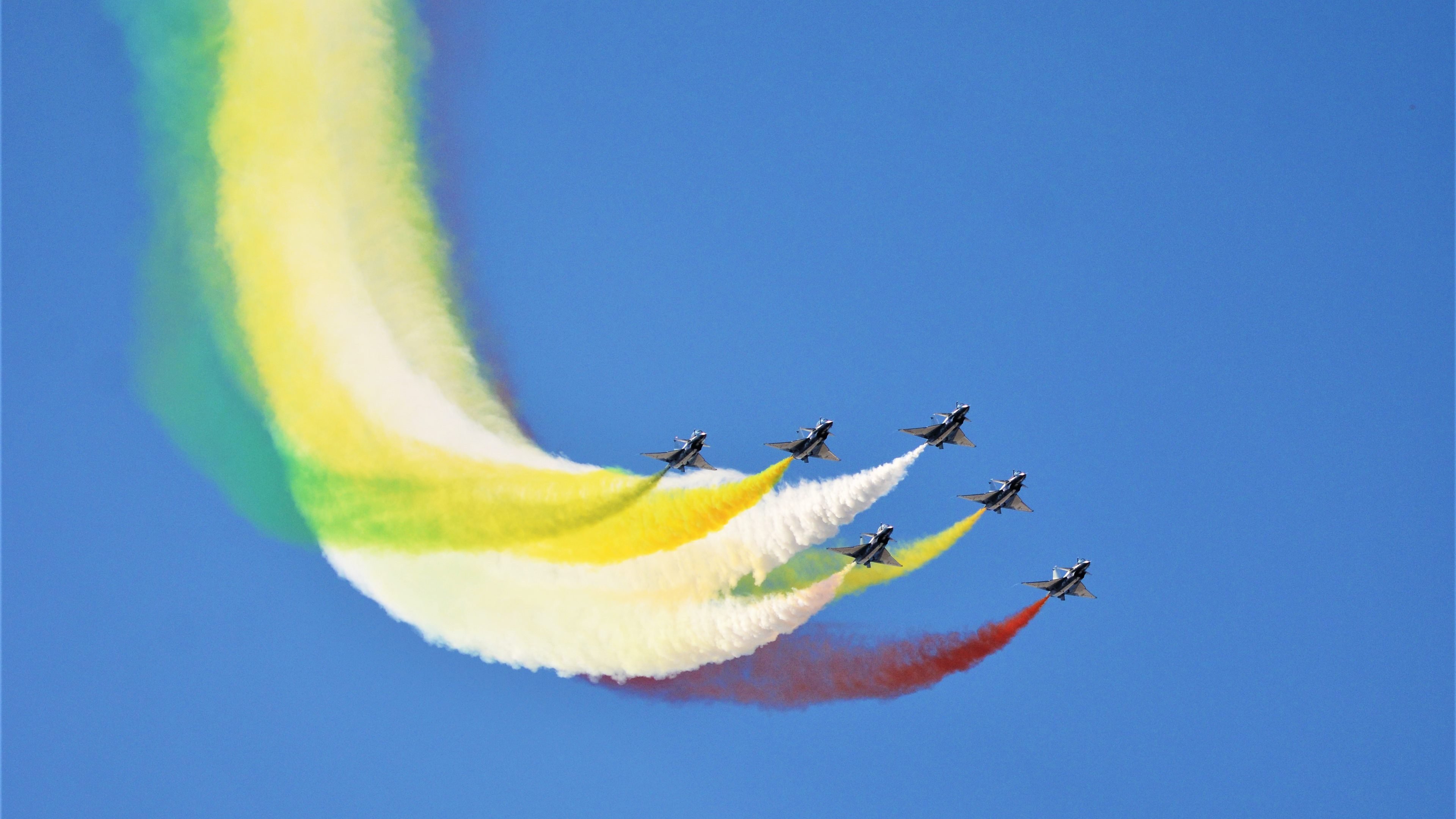 《电竞职业选手的生活方式:饮食、锻炼与精神调整》,电竞职业选手日常生活