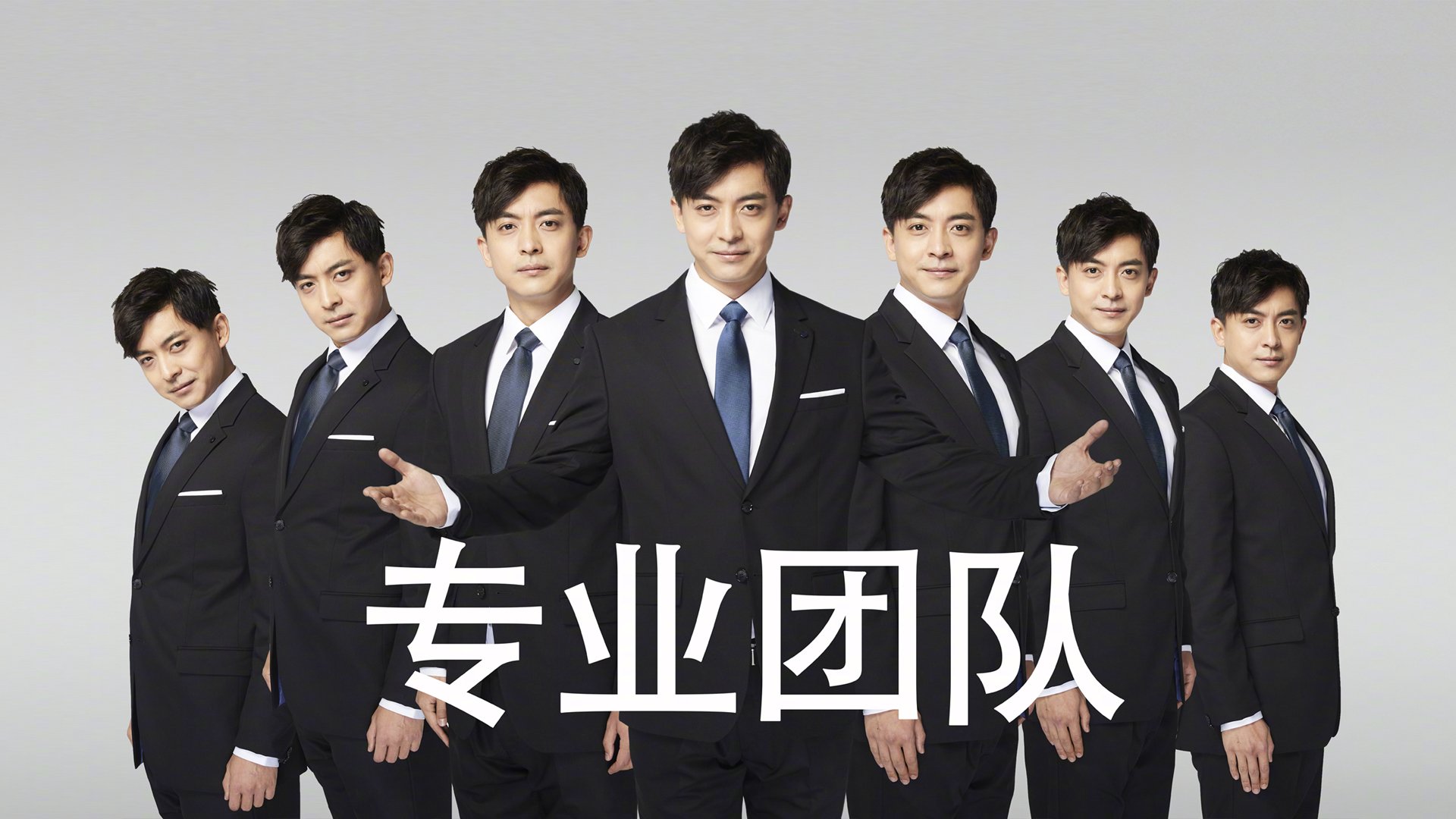 比利时骑手多米安·米歇尔斯在2024年巴黎奥运会盛装舞步比赛中获得第六名,展现坚韧精神。