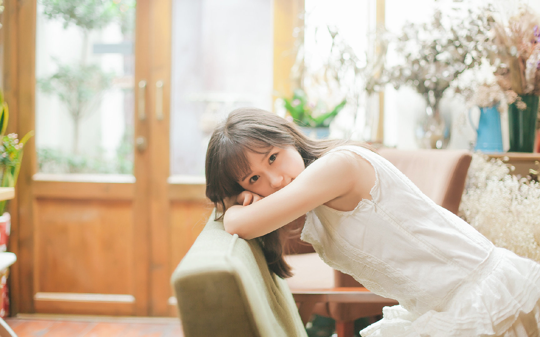 -菲律宾代表团副团长凯伦·卡巴列罗点赞亚运村设施与中餐。，菲律宾卡利