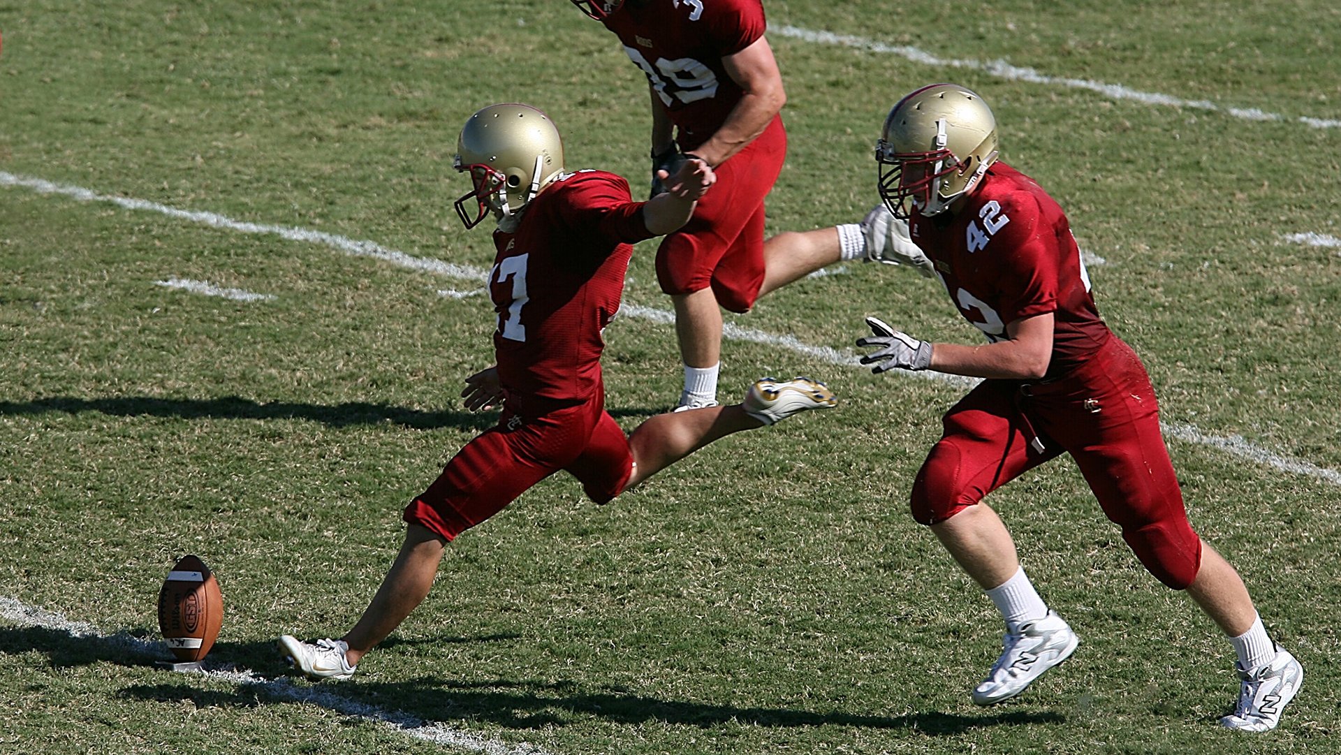 爱游戏电竞-跨越五洲，轻艇马拉松架起友谊之桨，世界陆上赛艇马拉松